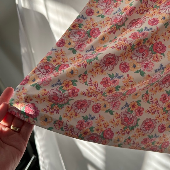 Simply Southern Women’s Dress Size Medium Soft Material Floral Pastel Pockets - Picture 10 of 10